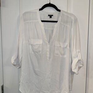 Torrid Harper Business Chic White Top (size 1)